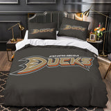 Laden Sie das Bild in den Galerie-Viewer, Anaheim Ducks Bedding Set Pattren Quilt Duvet Cover Without Filler