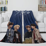 Laden Sie das Bild in den Galerie-Viewer, Stray Kids Blanket Flannel Fleece Pattern Throw Room Decoration